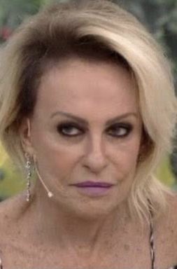 A Viih amanhã: “Ana Maria vc parece minha avózinha” 
 #BBB21 #RedeBBB