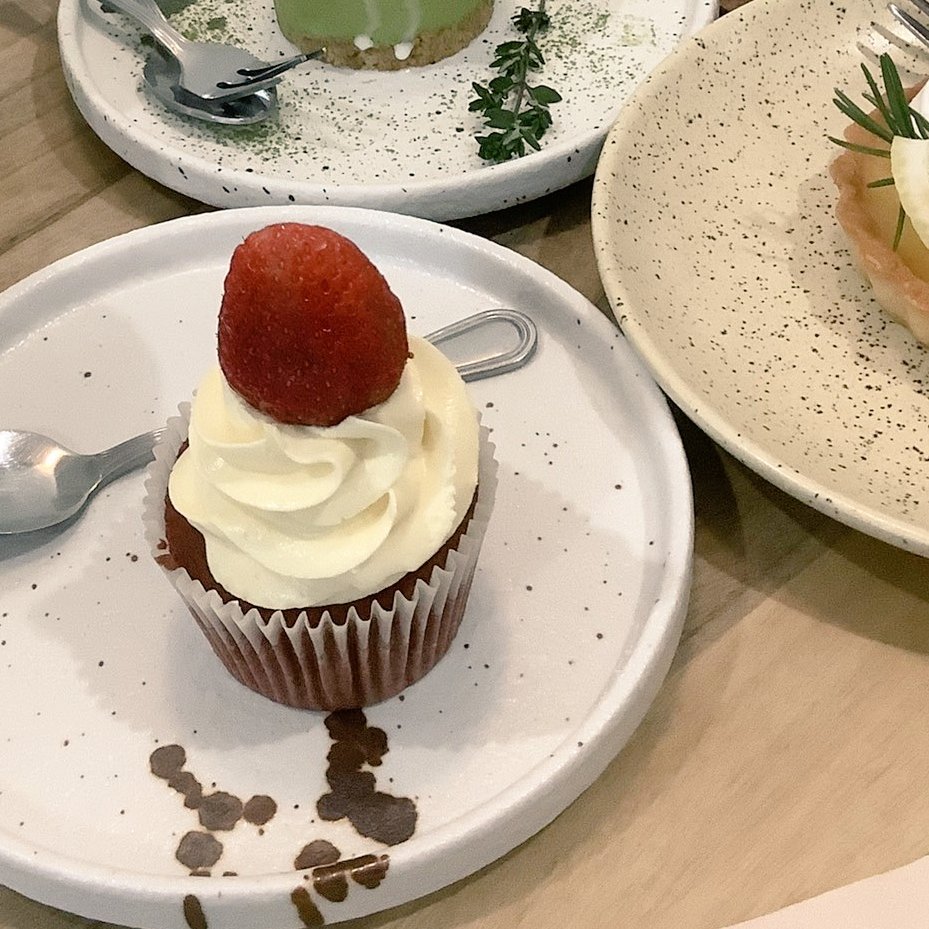 Sun​shine​⛅ เส้นใย​ say​ Meow​❕🐈

              — มะเน่งนะคะเธอขา​ ขอให้วันนี้เป็นวันที่น่ารักเเละใจดีกับเธอขานะคะ​ 🤍อย่าลืมหาอะไรอร่อยๆทานด้วยนะคะ​ ดูเส้นใยเป็นตัวอย่าง👀🖐🏻🥖🥛