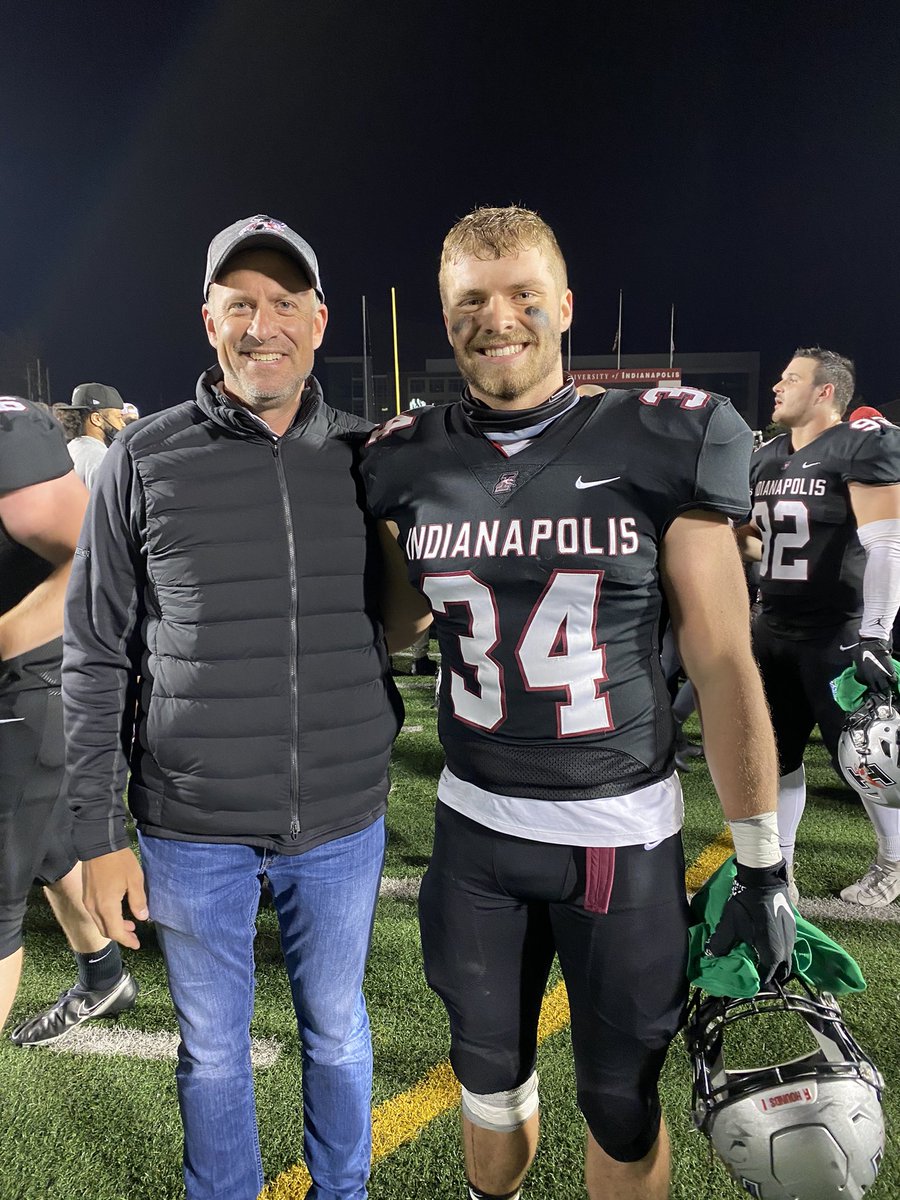 Congrats to <a href="/SpencerArnold00/">Spencer Arnold</a> and <a href="/UIndyFB/">UIndy Football</a>!  GLVC Champs!