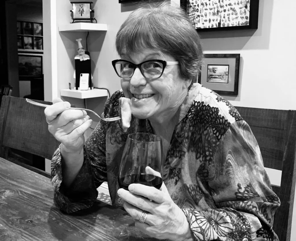 Cheers to you, Donald Graham Burt &amp; Jan Pascale from #Mank! Congratulations on the #Oscars win for Best Production Design.

Take a peek at the toast photos they shared with us for our #Oscars2021 Luncheon: