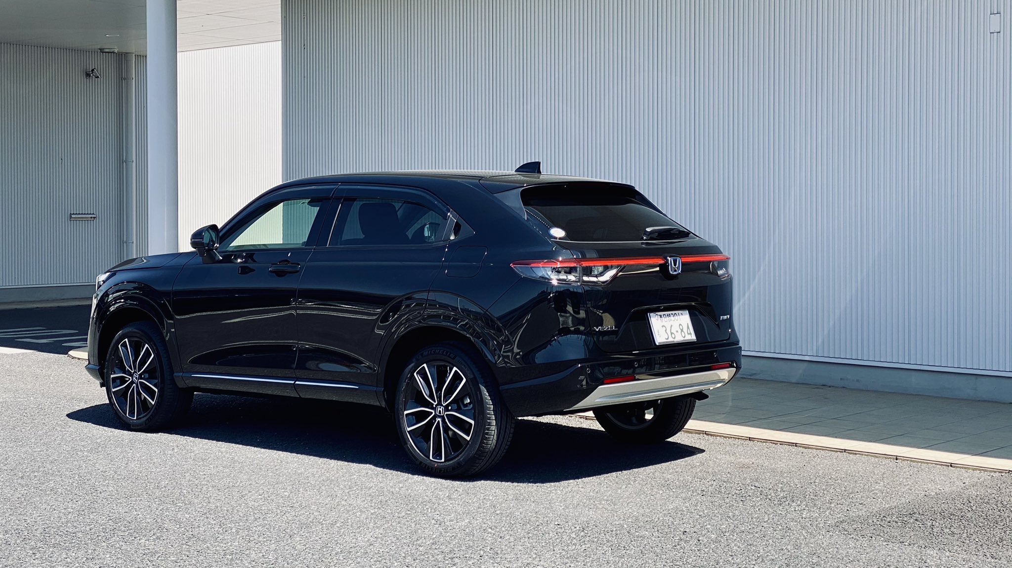 新車外し Honda VEZEL ブラック グリル 新型ヴェゼルの黒🚘】 New VEZEL e:HEV Z クリスタルブラック