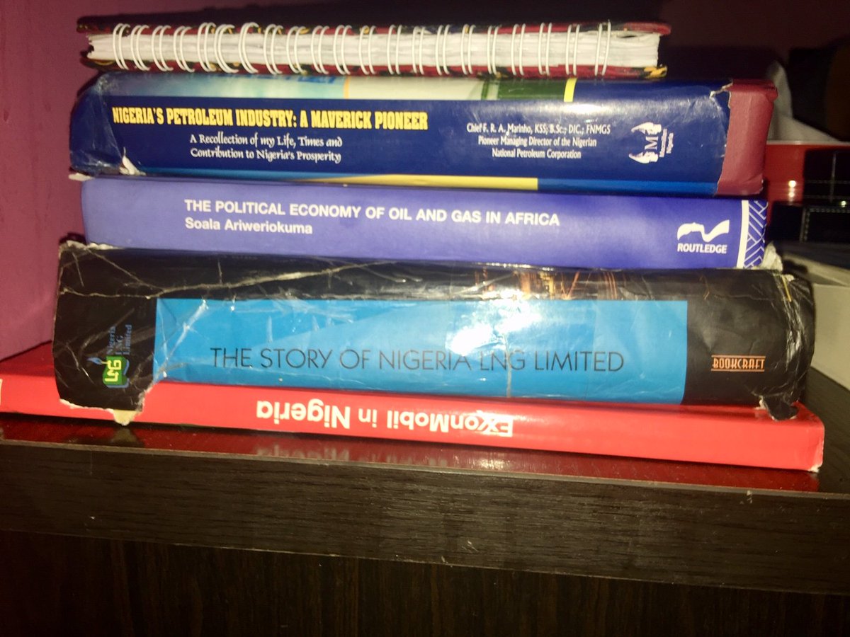 53. I went to Ilaji with my box & a bag containing these books I consulted for my assignment. I left with an additional sac of grapes, courtesy of  @ElMubarakIbnBa1, 1 of the staff who made my 9-day splendid. He & Ade Folorunsho, the IT consultant, were the internet warriors.