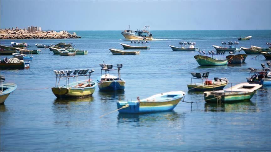 عاجل إغلاق مسافة الصيد البحري في قطاع غزة كليًا ردًا على اطلاق الصواريخ من قطاع غزة الليلة  …