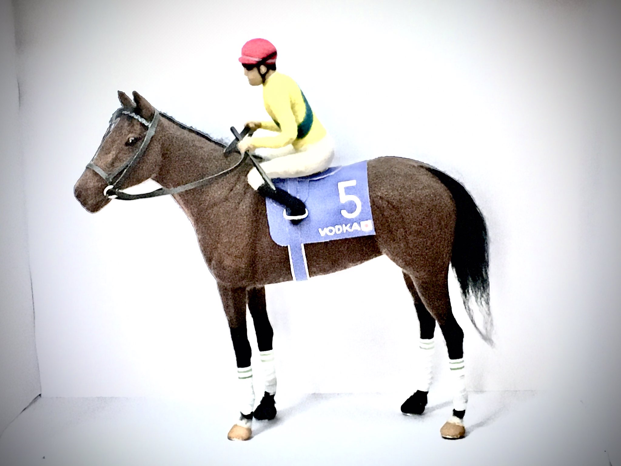 馬のギフト フォロバ100 羊毛フェルトで馬のフィギュア 壁掛け ペンスタンド等をつくります 競馬関係者 乗馬関係者向けにオーダー制作を承っております お気軽にお問い合わせ下さい 羊毛フェルト 馬のフィギュア 馬のギフト 馬の置き物 馬