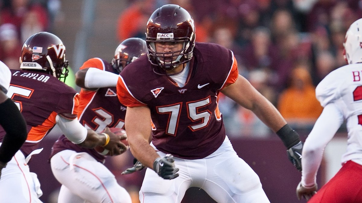 Bluegrass504's tweet photo. Happy Birthday, Greg Nosal!!

🎂🎉🎊🎈🎁🎂🎉🎊🎈🎁

Talk about tough.  #Hokies OL Greg Nosal got his finger caught in a defender's facemask and ripped the tip of his finger off. He got the fingertip out of his glove, put it on ice and kept playing.

#OLine 🦃 #VTough https://t.co/TmUYOAQz0T