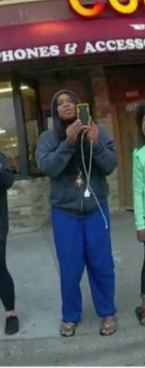 Eneh_Akpan's tweet photo. She captured #Chauvin, knee slammed
Into #Floyd's neck crushing for all
Of 9 minutes 29 seconds
Even after Chauvin pulled his gun,
She didn't cut and run
That was #sheerguts on steroids.
https://t.co/dWhLOJyYWx #DarnellaFrazier #GeorgeFloyd https://t.co/SMeGDkZU6B