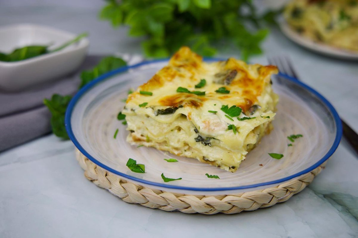 Deliciouss Chicken Lasagna Phh traffic Who likes to try just click here : youtu.be/UkPMcBzziAQ. #lasagna #chicken #pasta #video #youtube #recipe