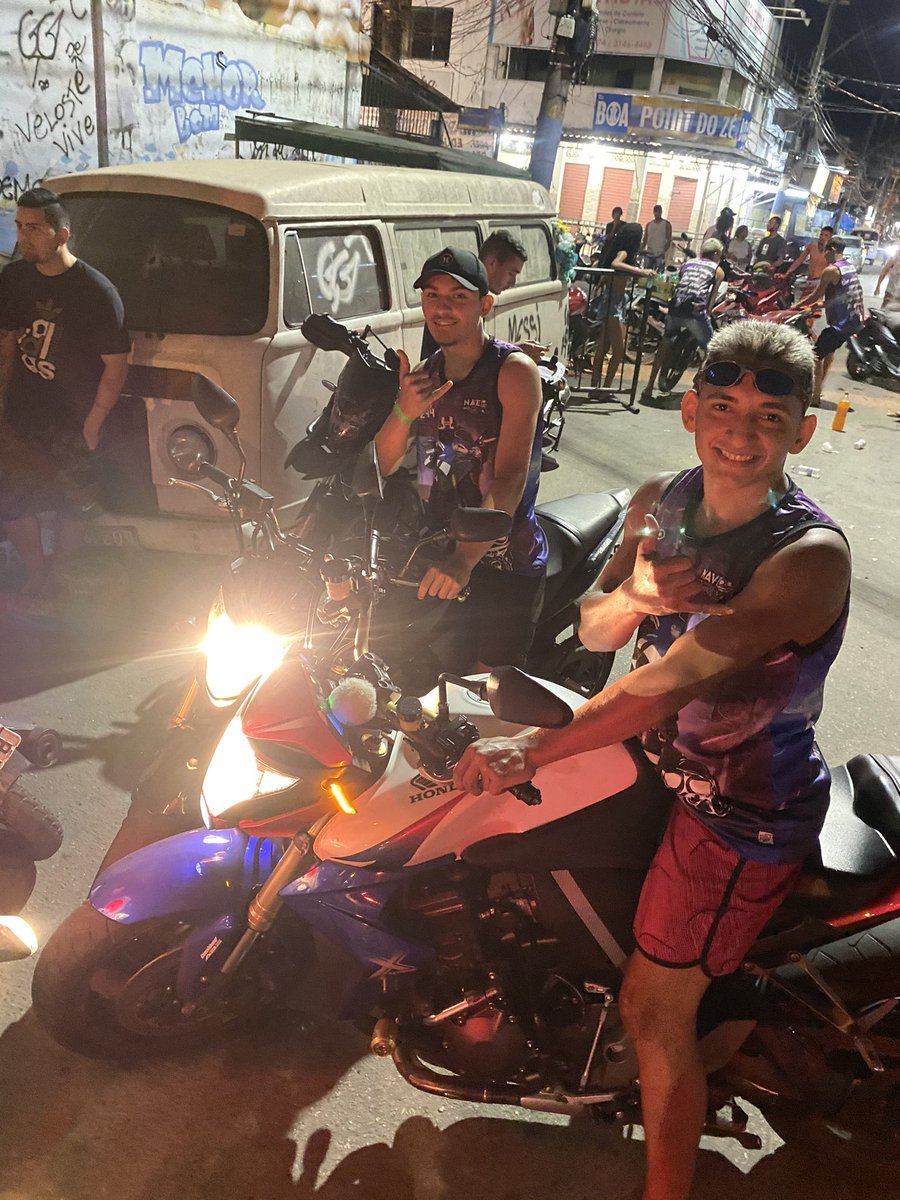 Tudo normal hoje pela vila 😇quem viu viu ✊🏽🚀