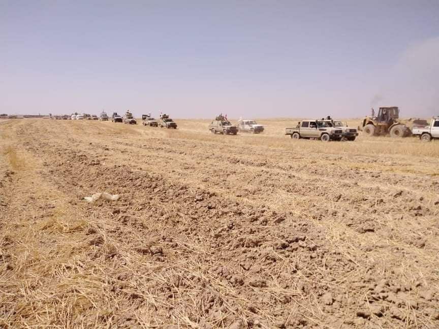 warmediateam's tweet photo. #PopularMobilizationForces and the #Iraqi army launch a security operation to track down ISIS cells in #Mosul. https://t.co/1eQoJLB6Ou