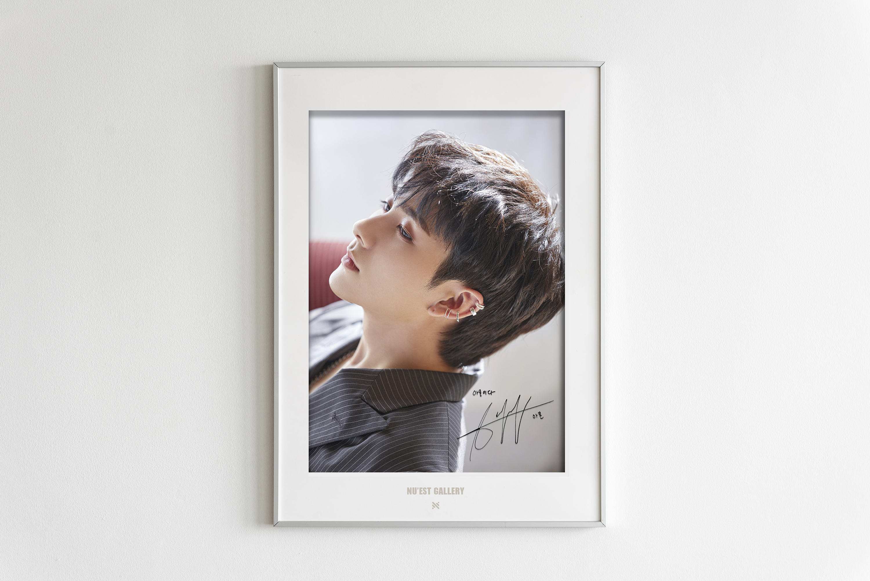 Ez40girVEAIic4r?format=jpg&name=orig