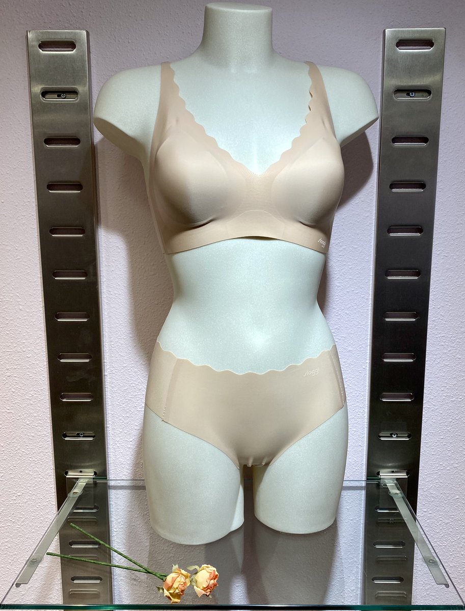 Elcorserosa's tweet photo. Te gusta empezar la semana súper cómoda?? @SLOGGI tiene las prendas que necesitas!!
#sinaros #sincosturas #sinmarcas #zerofeel #invisiblecomfort @Sloggi_Es @Elcorserosa https://t.co/DqTJBFQPvj