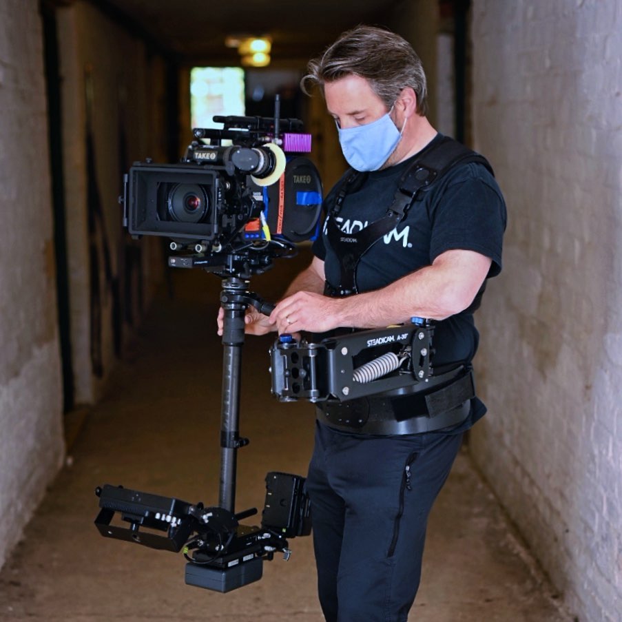 ProcamTake2's tweet photo. Getting steady with our #arriflex416 - a great shot of @TheSteadicamMan shooting a short on #16mm 🎞🎥 #filmisnotdead https://t.co/aTi1W2Bypx