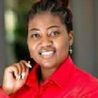 lynntee's tweet photo. #NewProfilePic https://t.co/x8wvwJAqsC