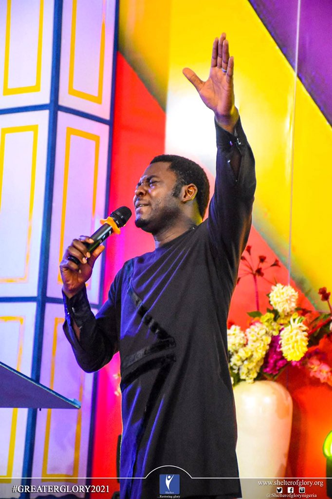 shelterofgloryN's tweet photo. You are older than time
You feast on fire
Agaba idu ee
Ochedu le ba awo noo
#AbrahamAkatu #HealingAndDeliveranceSunday #glorytrybe #shelterofglorynigeria🇳🇬 https://t.co/2IzDlBP4j1