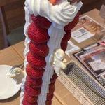 写真を見れば説明不要!？あるパフェの高さがヤバすぎる!