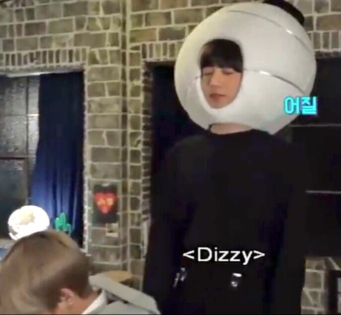 tkchronicles's tweet photo. Jungkook smelling taehyung's hair then getting dizzy BYE- https://t.co/bU2I7RLgoP