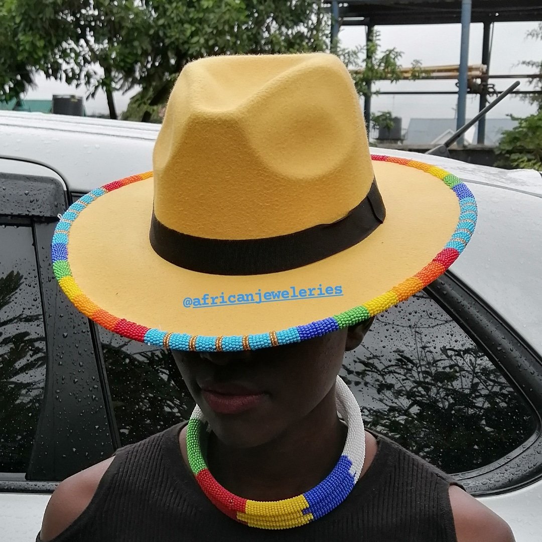 FamAfrican's tweet photo. Beaded hats available in all colors.
Contact me on 0734282389.

#womeninbusiness #fashion #ArtistOnTwitter #handmadeinkenya #hatsmadeinkenya #africanfashiontrends #africanjewelry #Fedora #unisexfashion #unisex #unisexhats https://t.co/q8C05ounO7