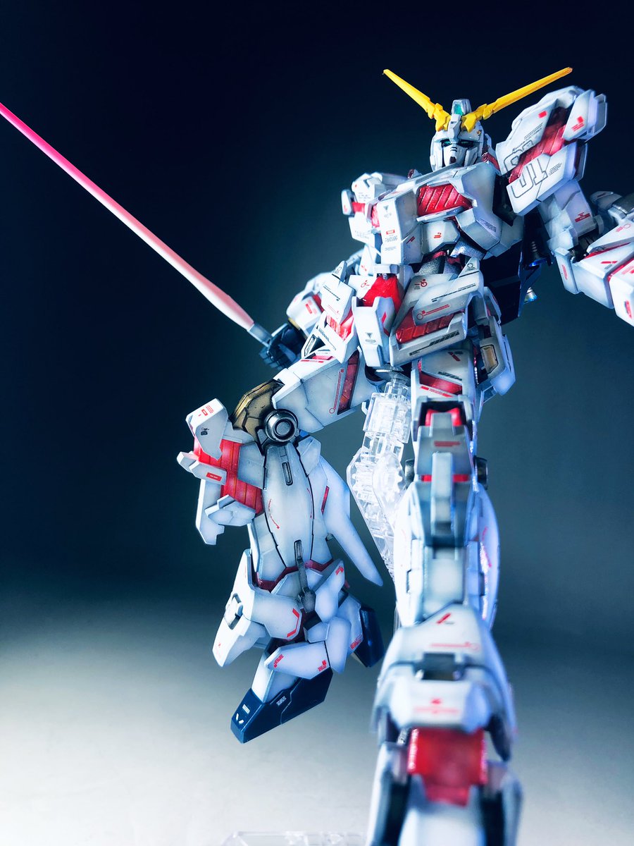 ユニコーンガンダムデストロイモード のイラスト マンガ コスプレ モデル作品 1 件 Twoucan