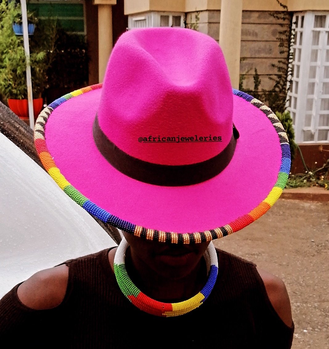 FamAfrican's tweet photo. Handmade beaded hats available in all colors.
Contact me on 0734282389
We ship worldwide too 📦✈️
#buykenyabuildkenya #womeninbusiness #womenentrepreneurs #kenyanartisans #handmade #Oscars #safaricom #MainaAndKingangi #hatskenya #maasaibeads #ArtistOnTwitter #blackownedbusiness https://t.co/mwmdGfXQz1