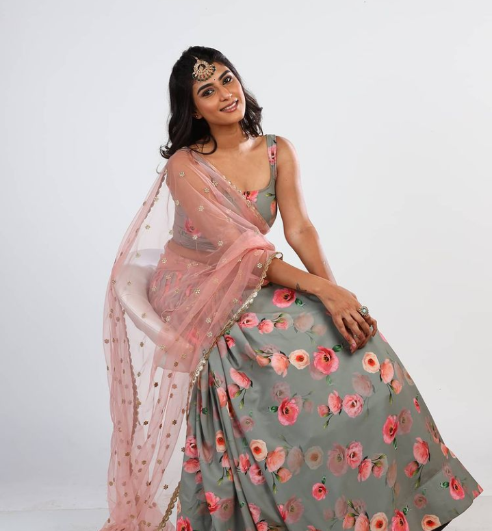 Officialdivya2's tweet photo. Hello twitter ❤
#teamdivyasuresh #BBK8 
#divyasuesh https://t.co/ny7rIcXsQY
