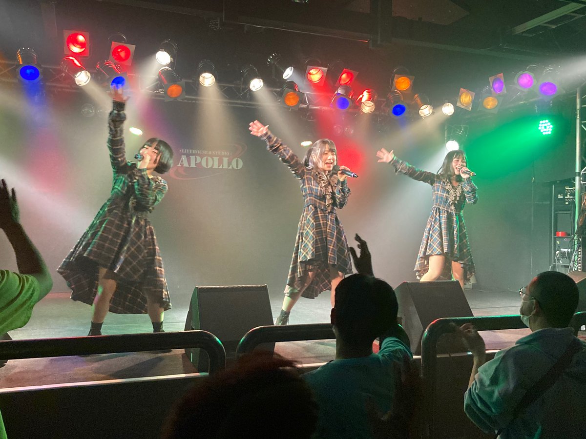 Sum_hello_46's tweet photo. 昨日は、出雲APOLLOでは初開催のGIRLS INFHNITY vol.66に行ってきました。
初の出雲ということもあってか、会場の熱気が凄かったです！APOLLOのステージでアイドル系ライブを見れたのも新鮮でした❗️(アンコールはjubileejubileeでどんな風もどんな空も)

#jubileejubilee 
#フラリリ
#きつコン
#出雲市 https://t.co/fAkc6EdVQY