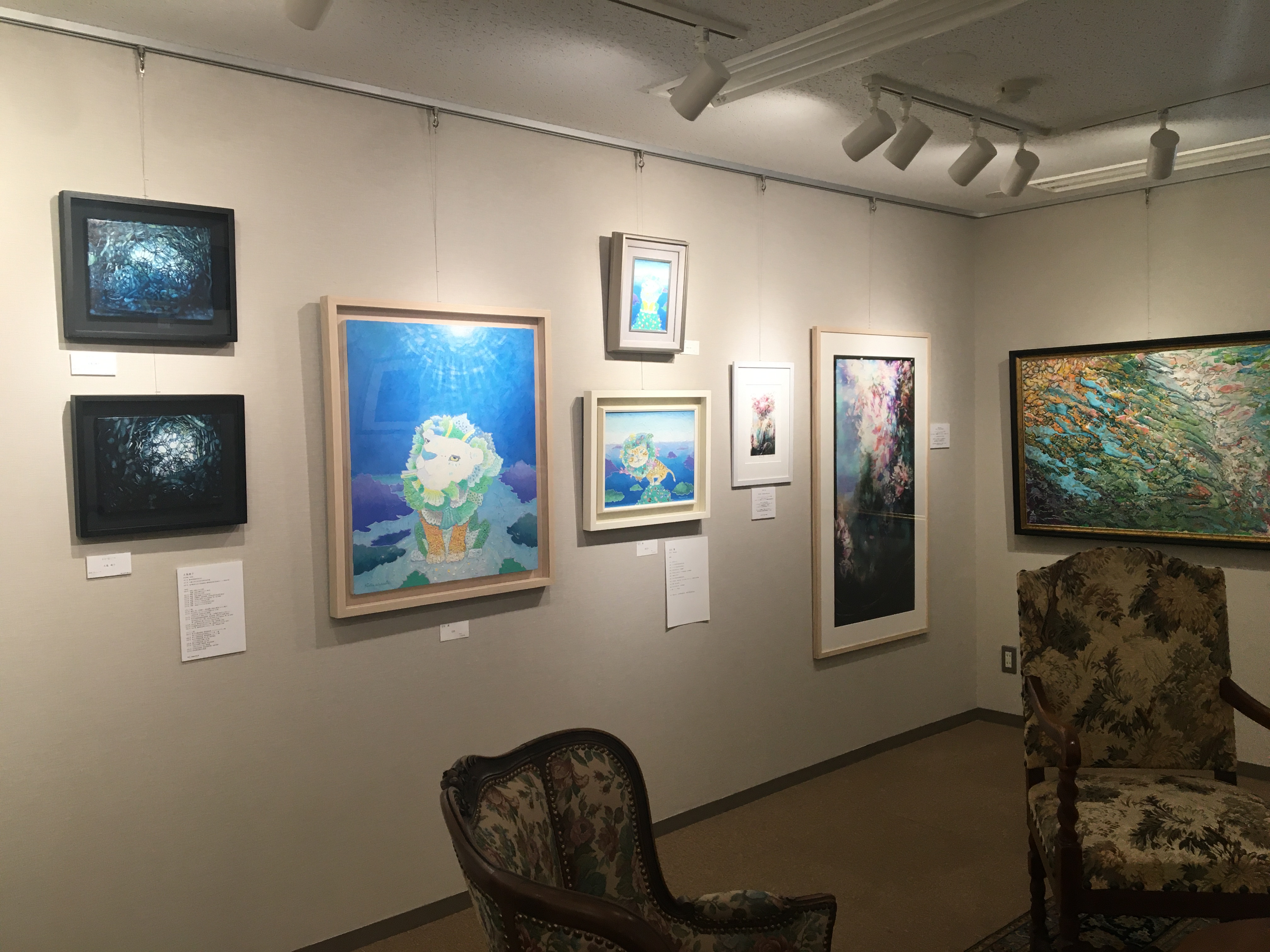 アートストンギャラリー アートストンギャラリー取扱作家作品を展示中です 総数 43点 新作多数 どれも見応えがある作品ばかりです 落ち着いた空間でゆったりと絵を楽しんでみませんか 感染対策を十分に行いお待ちしております アートストンギャラリー