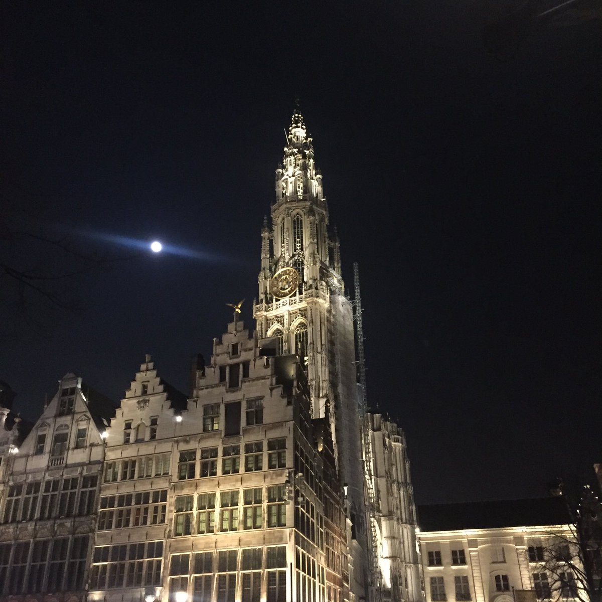 Antwerp, 2019 #YESUNG_Beautiful_Night #ELF_Beautiful_Night  @SJofficial #SUPERJUNIOR  #YESUNG  @shfly3424