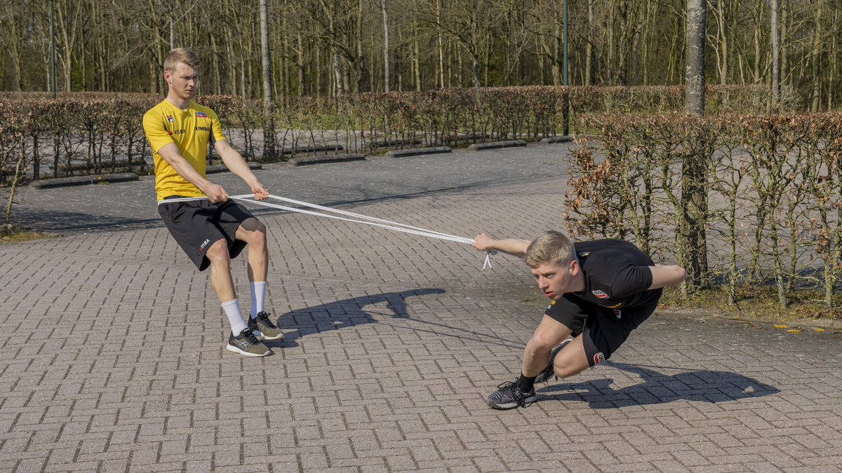 teamessent_mar's tweet photo. Hang in there @Harm_Visserr! 🪢

Het is bijna tijd voor de eerste skeelerwedstrijd 😉 https://t.co/GwwRlGqvNC