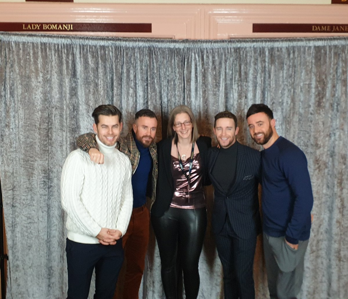 Nadine K tweet media