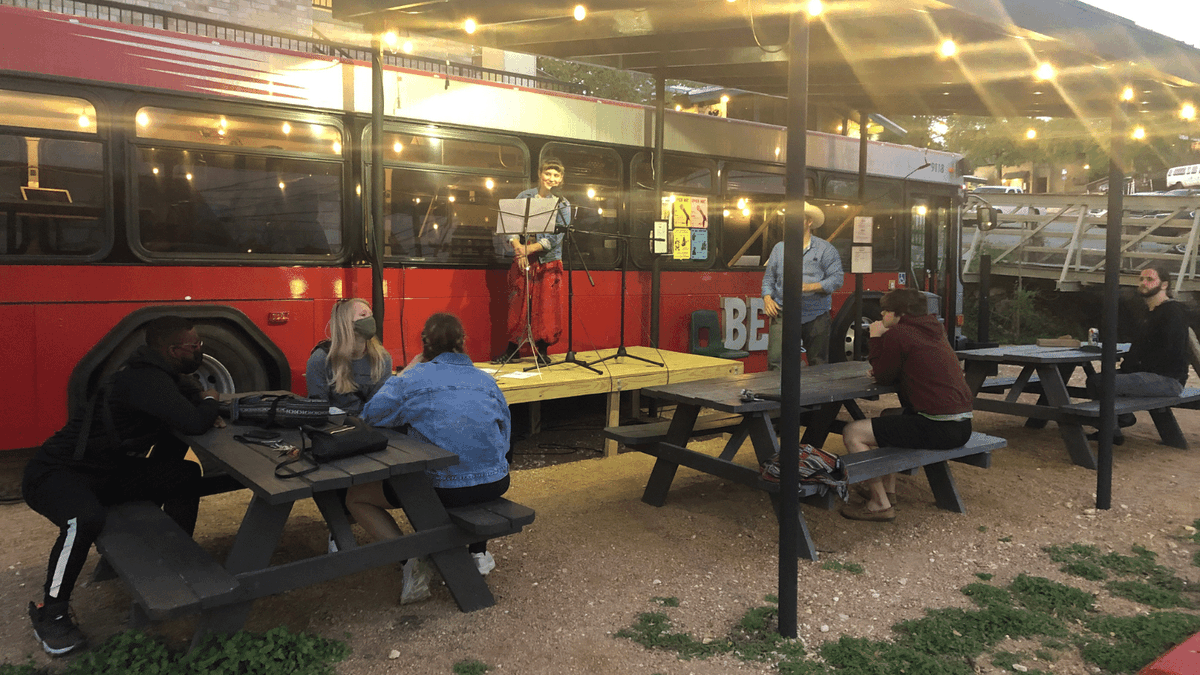 Happy Monday! Here's something to look forward to this week: Open Mic at the <a href="/redbusfoodpark/">redbusfoodpark</a>! 7pm! See you there! 🚌 🎶