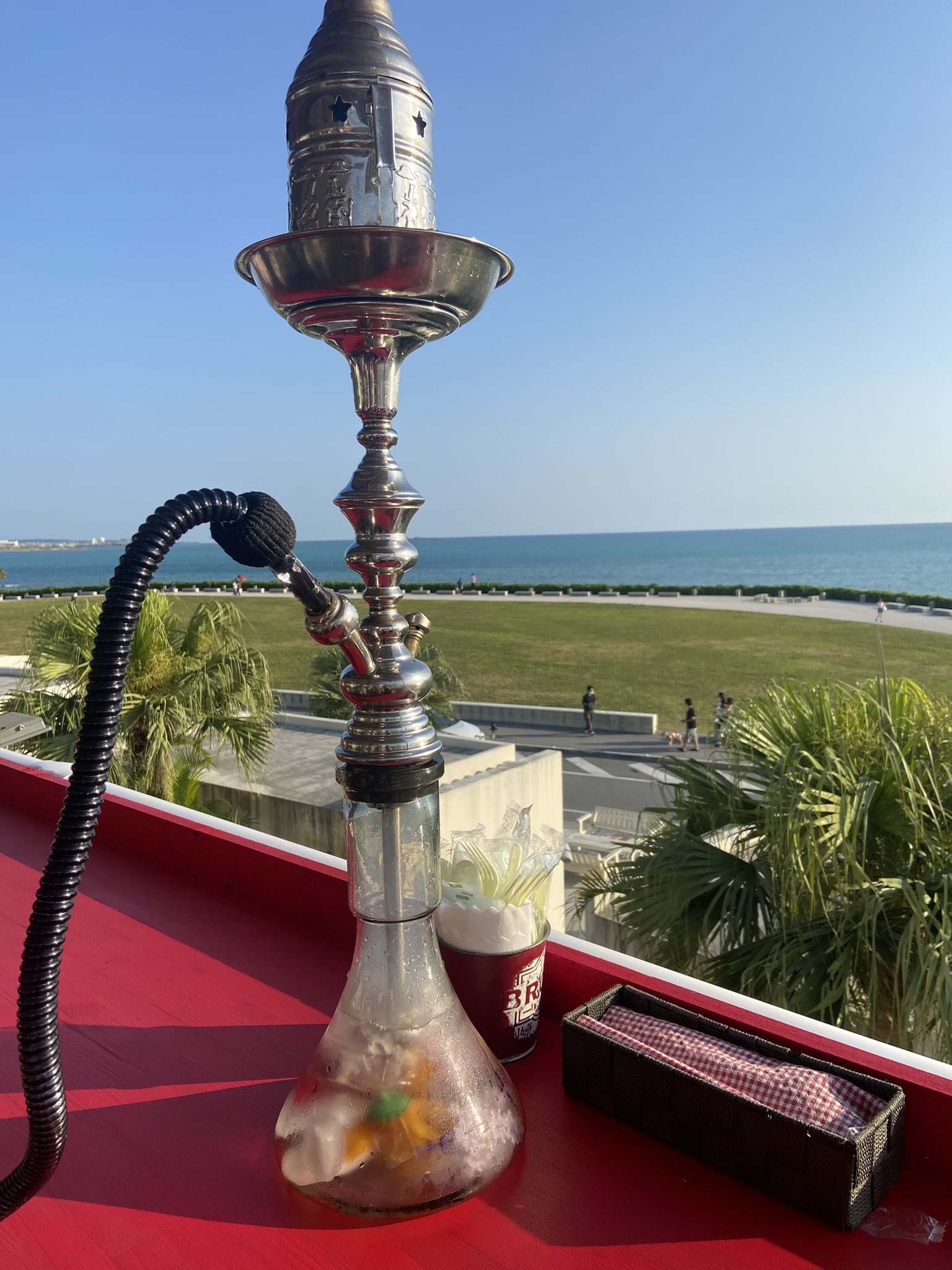 おジンジャー婦人 沖縄最後のシーシャですわ ウミカジテラス T Co Q7sjnneygp Twitter