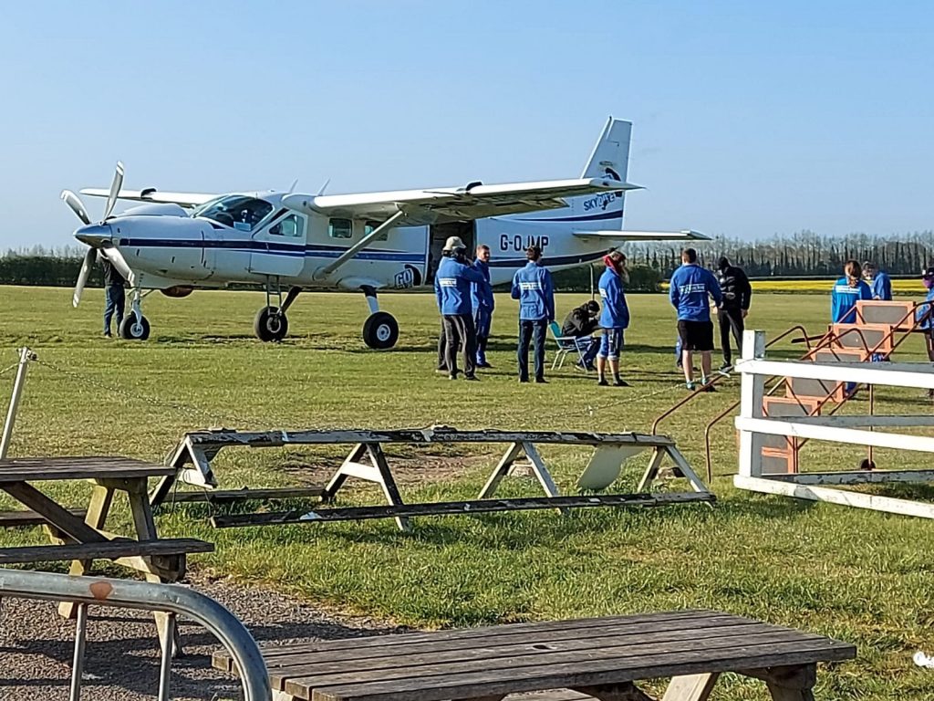 Hello, I've just donated to Amy Goodwin on JustGiving! - llangrove.hmfa.org.uk/2021/04/26/hel…