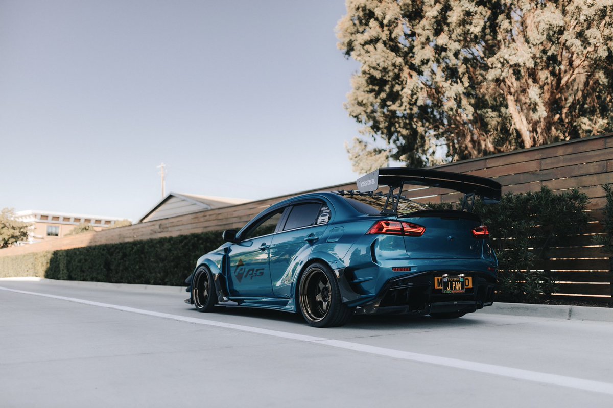 Jomarxvisuals's tweet image. Evo x lookin spicy 🌶🥵

#mitsubishi #mitsubishievolution #evox #varis #workwheelsjapan