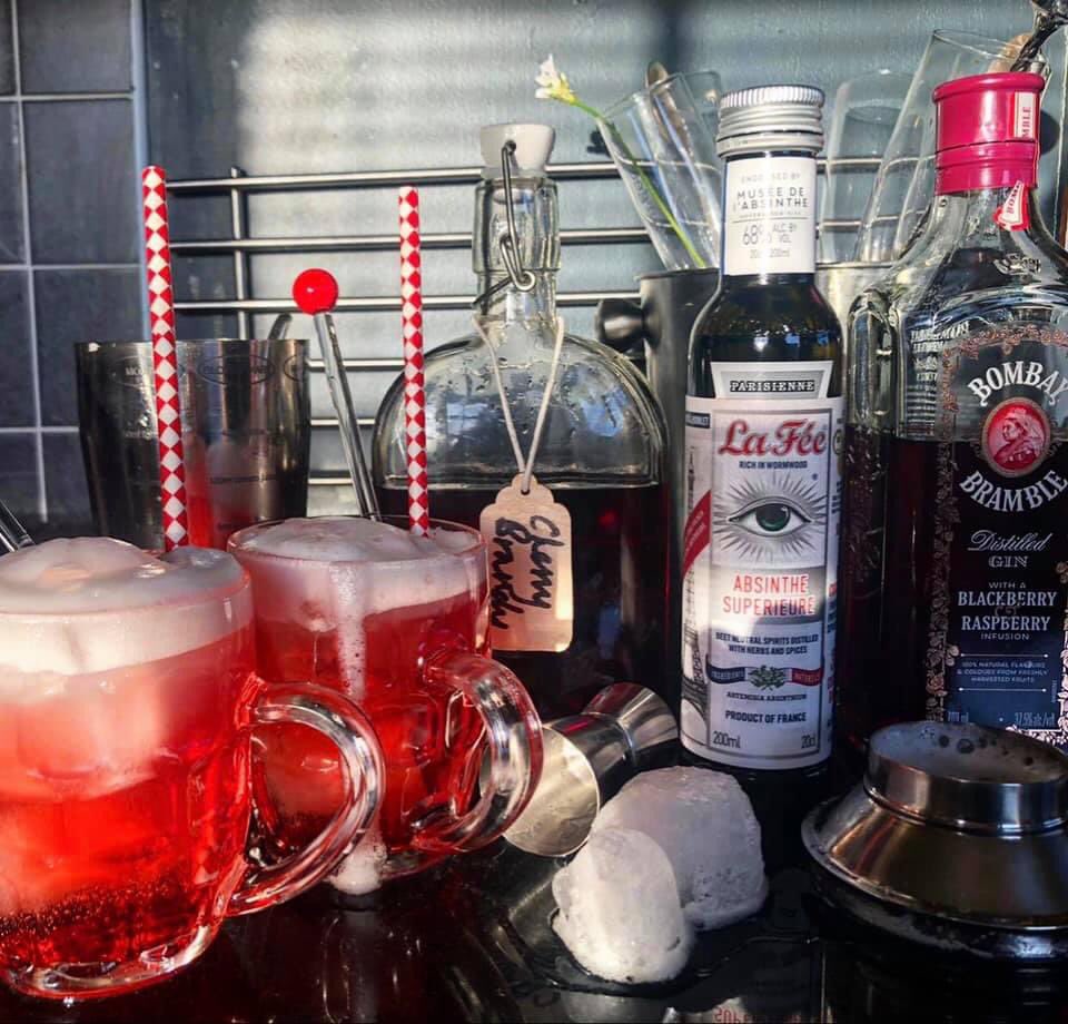 _themixologist's tweet photo. The British Berry Gin 🏴󠁧󠁢󠁥󠁮󠁧󠁿 Shake 50ml cherry syrup, 50ml Bombay blackberry &amp; raspberry gin, 50ml homemade cherry brandy &amp; 25ml Anisette with two ice cubes, pour into a classic English pub dimple glass. Top the cocktail with a furiously shaken egg white &amp; serve on ice! #stgeorgesday https://t.co/KHV6HAgjL8