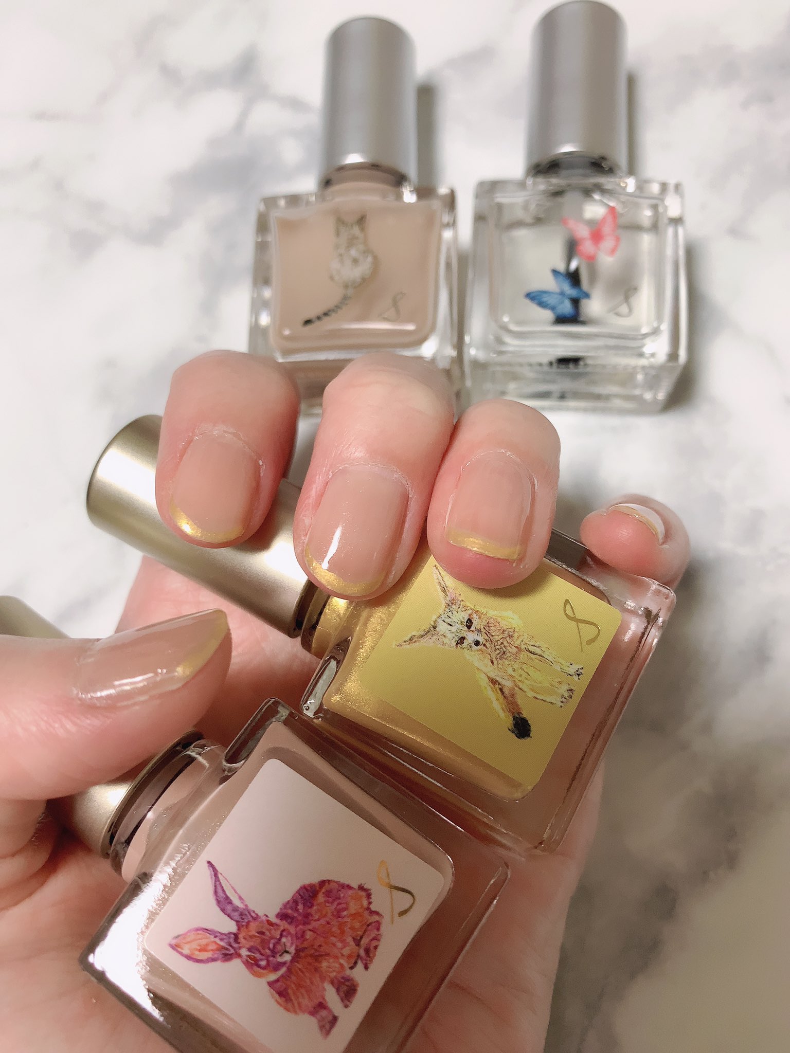 柚子 V Twitter ネイルエスのsakura Dropと星金継で金継ぎネイルしてみた ベースコートとトップコートもネイルエス 星金継はハケが細くて塗りやすかったです 不器用だから線がガタガタになっちゃってるけど 練習して上手くなりたい 柚子 V Twitter ネイルエスのsakura Dropと星金継で金継ぎネイルしてみた ベースコートとトップコートもネイルエス 星金継はハケが細くて塗りやすかったです 不器用だから線がガタガタになっちゃってるけど 練習して上手くなりたい