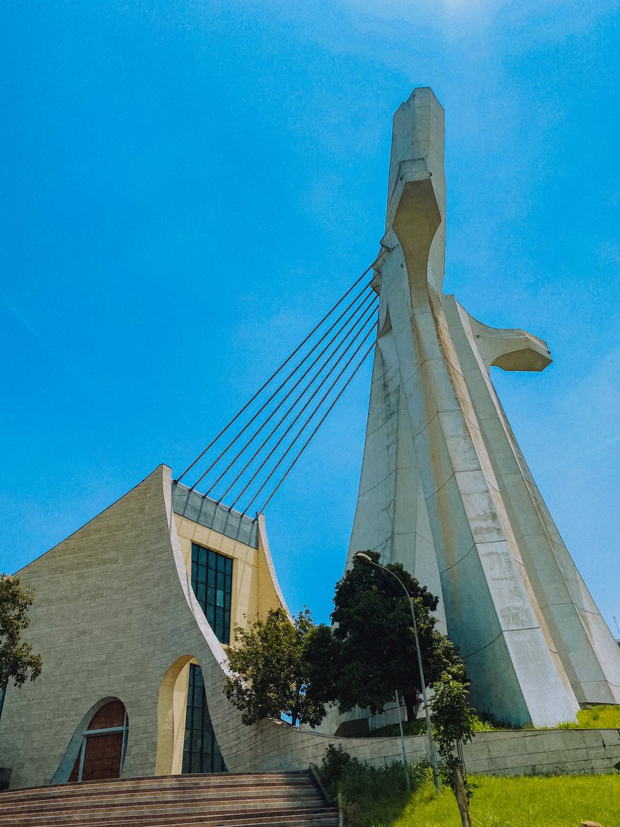 Next stop: St. Paul’s Cathedral Abidjan - the 2nd largest church on the African continent (as of 2002) and one of the largest cathedrals in the world. Cost of building was estimated at $12 million.