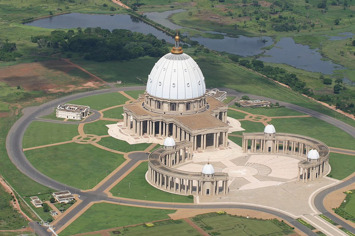 Interestingly, the biggest church in the world as listed by the Guinness book of records (bigger than the St. Paul’s Basilica in Vatican City) is also in Cote D’Ivoire. The Basilica of Our Lady of Peace in Yamoussoukro, but that’s for another time.