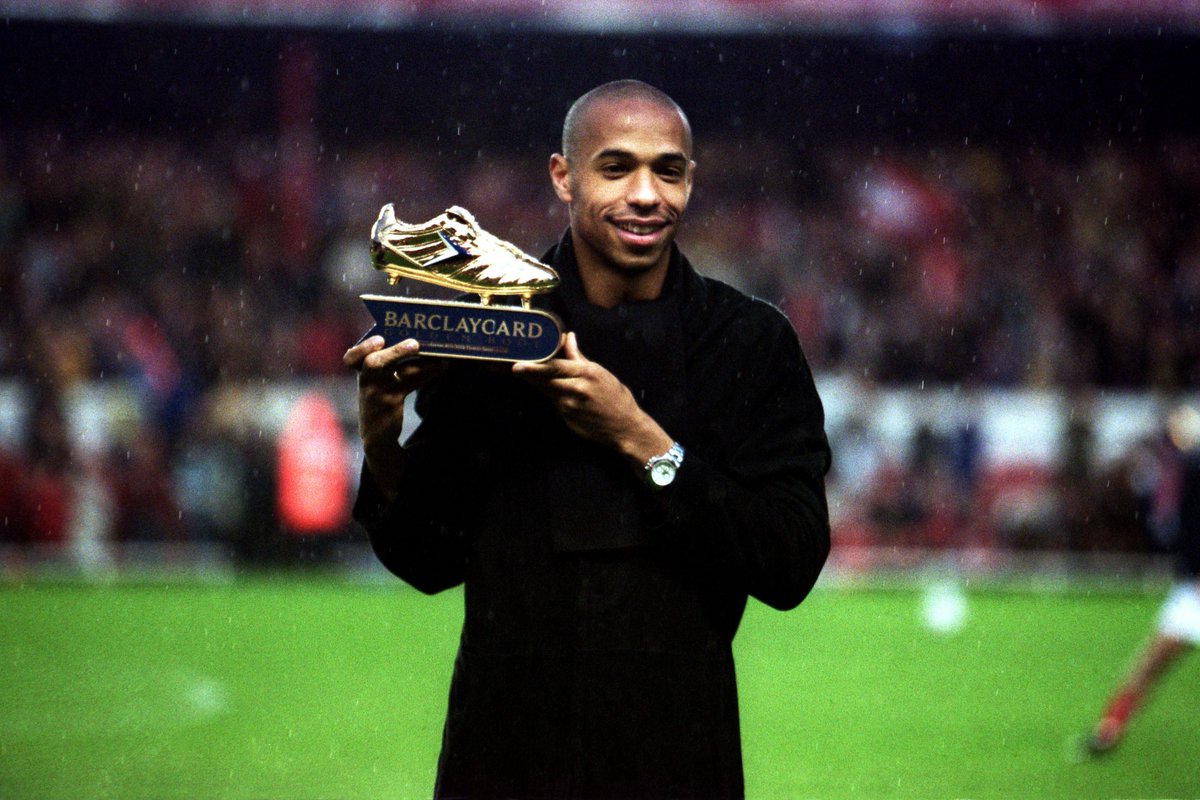 Thierry Henry has won the Premier League Golden Boot more times than any other player in the competition's history.◉ 2001/02: 24 goals (33 games)◉ 2003/04: 30 goals (37 games)◉ 2004/05: 25 goals (32 games)◉ 2005/06: 27 goals (32 games) #PLHallOfFame