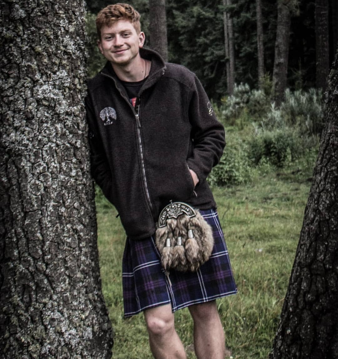George Dennison (MFor Forestry w/ International Experience, former  @Bfsa_forestry president & former  @ifsadotnet board member) is now working with  @SylvaFoundation as a forester  https://sylva.org.uk/people . George’s outstanding dissertation was recognised by  @royal_forestry (11/-)