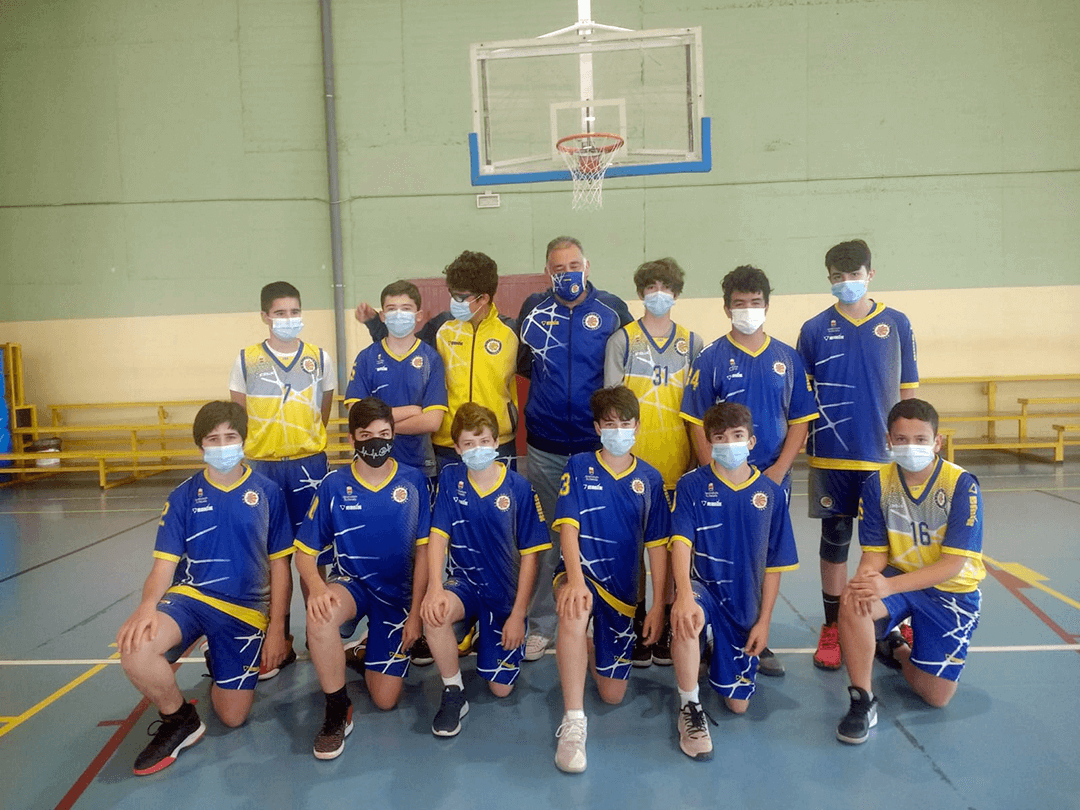 cbalcorcon's tweet photo. Crónica infantil azul.

https://t.co/tWUHUwKphE

#cba #cbalcorcon #baloncestoalcorcon #deportesalcorcon #somosCBA #desde1989 #somosAlcorcon #baloncesto #basket #alcorcon #fbm #infantilazul https://t.co/eXd8yyOgBw