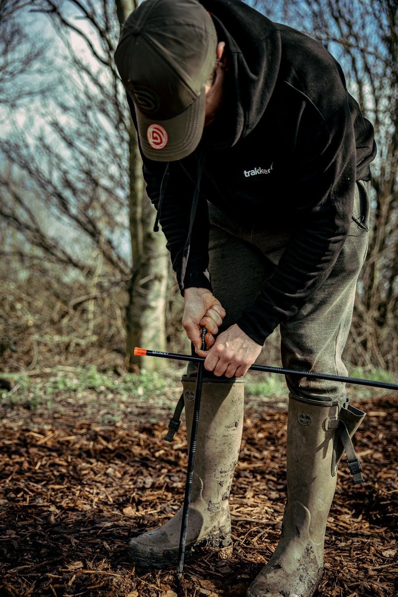 Our 24/7 distance sticks are an item non of our team members would be without. Tops made to take our isolates, ridges down the stick to stop line slip and tapered easy penetration points make the sticks the perfect choice for accuracy conscious anglers