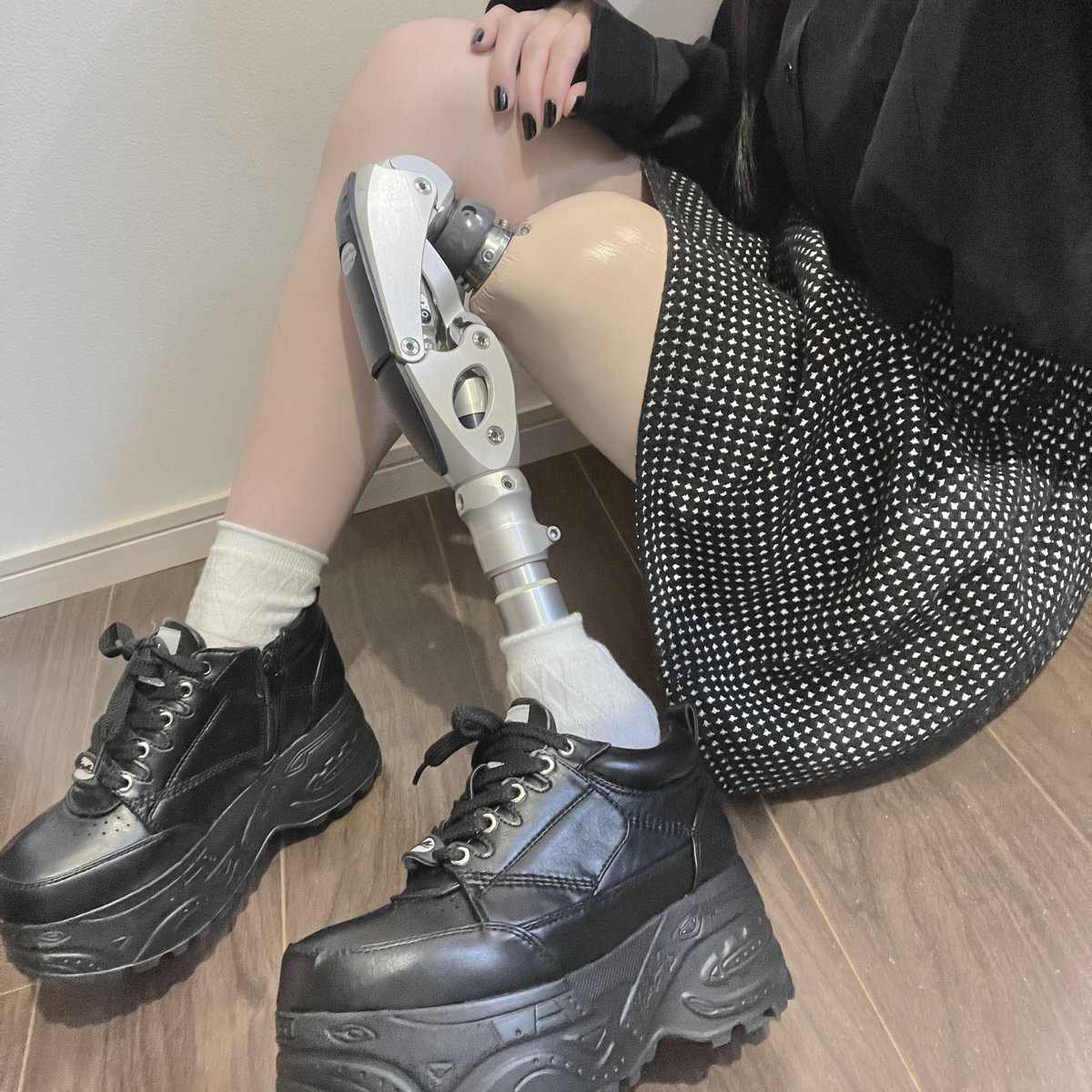 bxd34_'s tweet photo. みてめっちゃかわいい！！！👟🖤

https://t.co/19JLhGwGOF https://t.co/97yfHcde2f