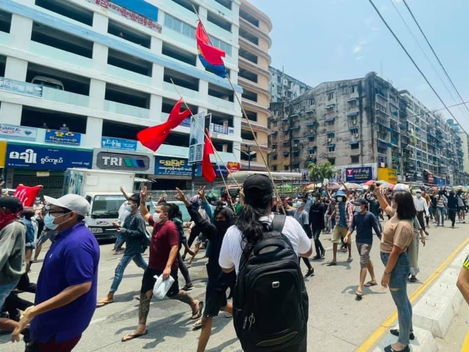 Peaceful Protest in Yangon today

#WhatsHappeningInMyanmar #Apr26Coup #MilkTeaAlliance