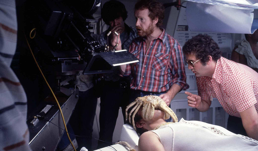 Detrás de las cámara durante el rodaje de Alien (1979) Ridley Scott. #Alienday