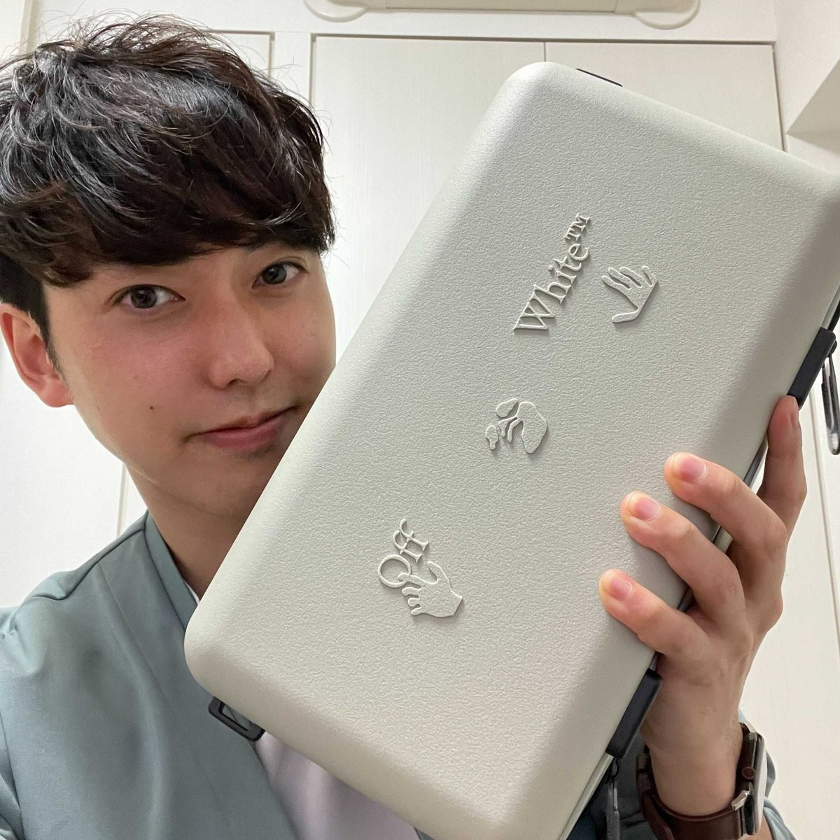 本物◇ アモーレパシフィック×off-white限定コラボマスク ストラップ