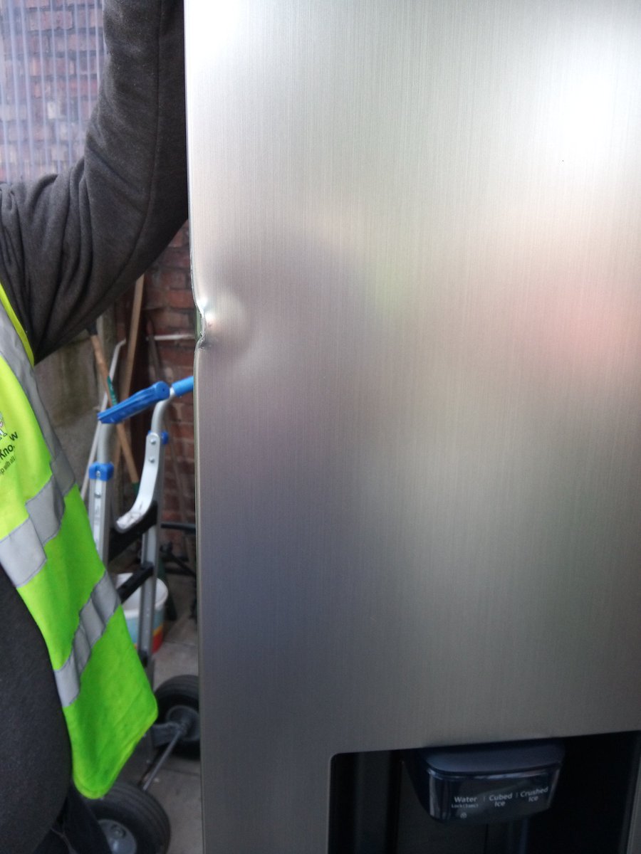 MalkyMalk3's tweet photo. Hi Currys @curryspcworld after having a fridge freezer delivered with a large dent in it, the phone put down on me by samsung and being told to go into the store by your team just to get 30 quid off is a disgrace, thanks for nothing https://t.co/UjXe4SVVtG