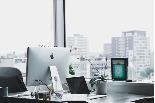 CoAssemblyEU's tweet photo. #CoworkingTips
Use your lighting wisely! The best way to do this is to place more light in different places. Soft ambient lighting can create an atmosphere suitable for an interior office space, while strong & direct light can be very useful for reading, writing, and focussing. https://t.co/1qqv64msVx