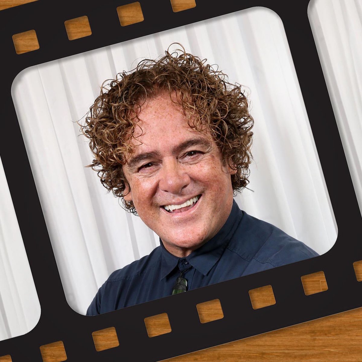 PatrickCameron_'s tweet photo. Join me tonight for Education in Isolation at 7pm (UK time) on Facebook and Instagram where I will be talking #oscarhair and sharing some tips on long hair looks inspired by the #AcademyAwards2021 #EducationinIsolation https://t.co/JYfPxw7oYd