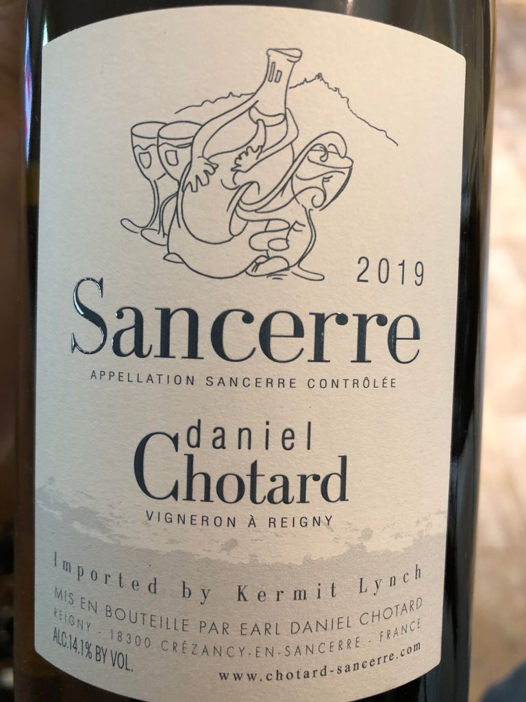 Farming the slopes where flint meets clay and the famous Kimmeridgian limestone. Harvest here is later than typical, resulting in less of the acidity that is so typical of Sancerre. These wines are complex with deep notes and long, satisfying finales. conta.cc/3geXODA