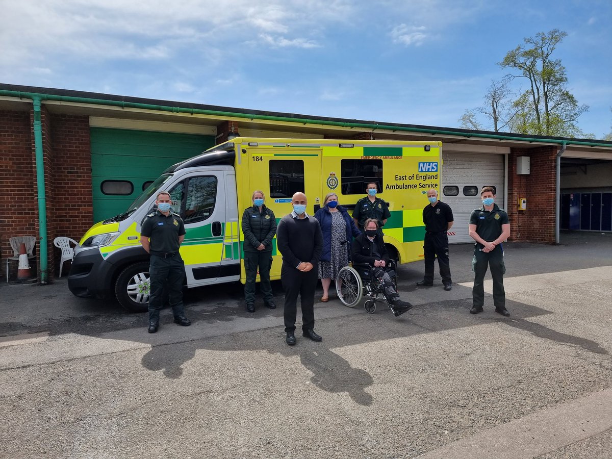 Dr. M. Walters and his wife Nikki meet his life savers at Kempston ambulance station after being struck by a train last year. @EastEnglandAmb @EastAngliAirAmb @EEAST_HART Truly amazing recovery!